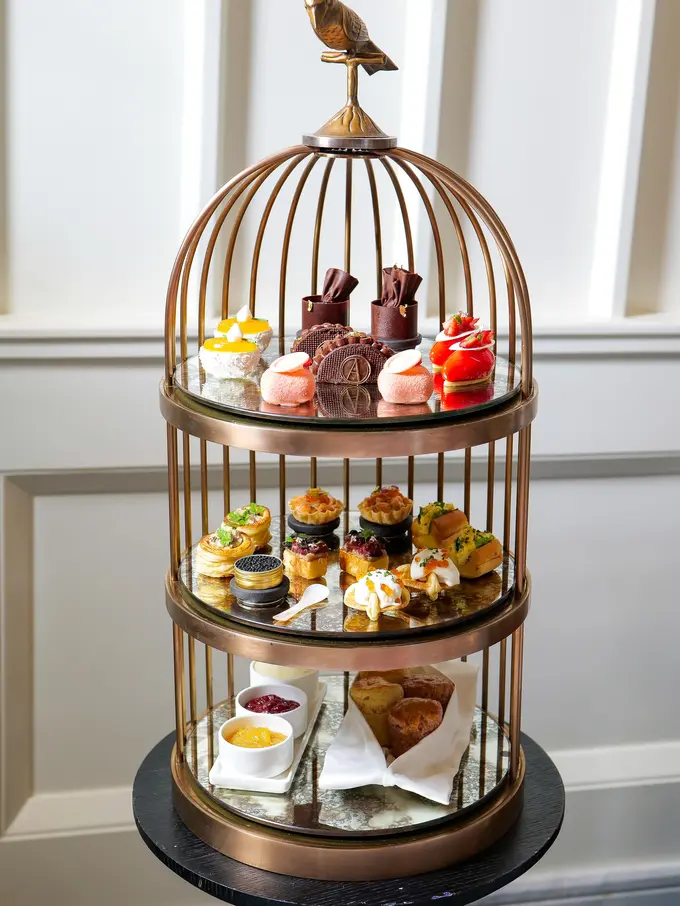 Merayakan Tradisi Afternoon Tea yang Legendaris di The Langham Jakarta, Ada Sentuhan Lokal dengan Vanila dari Papua
