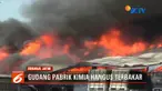 Api besar melumat gudang pabrik kimia PT Sari Sarana Kimia di Sidoarjo. Api diduga berasal dari truk yang lakukan bongkar muat.