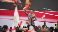 Kapolri Jenderal Listyo Sigit Prabowo saat menyampaikan sambutan pada acara Kirab Merah Putih di Bundaran Hotel Indonesia (HI), Jakarta, yang dihadiri puluhan ribu orang, Minggu (28/8/2022) pagi. (Ist)