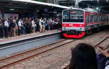 Daftar Perjalanan KRL yang Terdampak Tiang Listrik Tutupi Jalur KA Stasiun Bekasi-Kranji