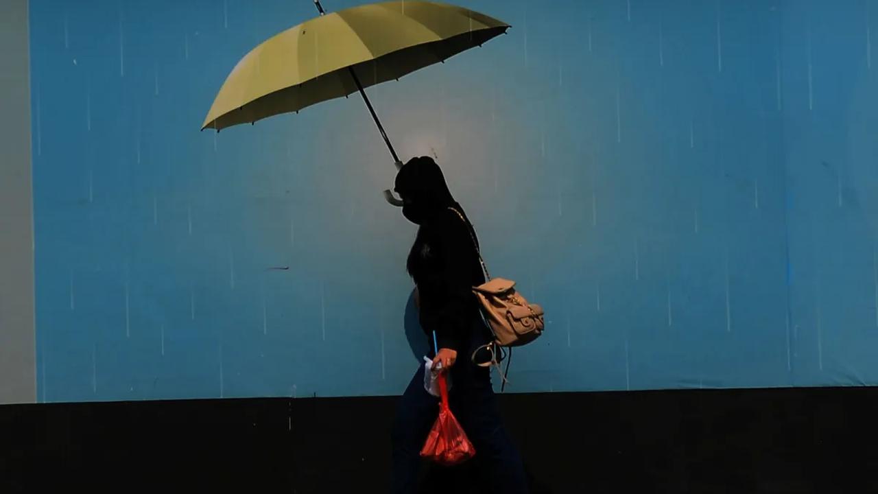 El Nino adalah fenomena pemanasan suhu muka laut di atas kondisi normalnya di Samudera Pasifik bagian tengah.<br>