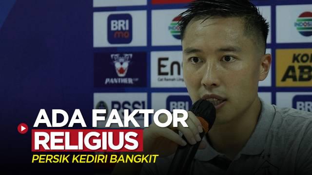 Berita video pemain Persik Kediri, Arthur Irawan, mengungkapkan bahwa terdapat faktor religius di balik kebangkitan Persik Kediri pada putaran kedua BRI Liga 1 2022/2023, Rabu (8/3/2023).