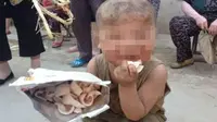 Malang Benar Bocah Ini, Selama Hidupnya Sendiri di Kandang Babi