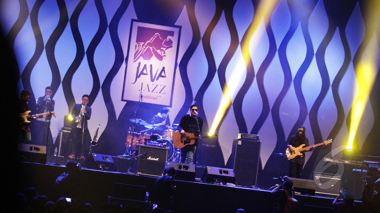 Bersantai Bareng Petra Sihombing di Java Jazz 2015