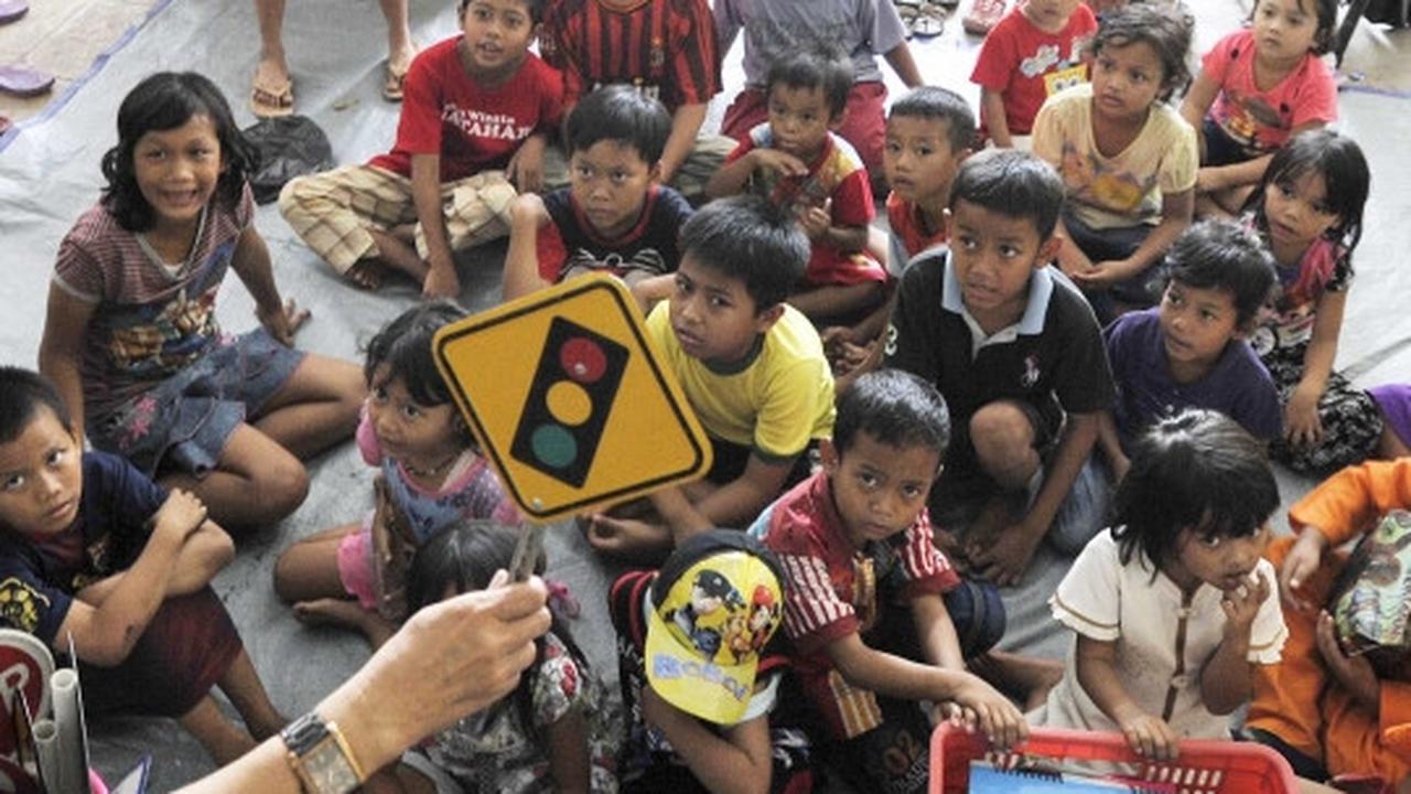 Potret ceria anak-anak Kp Pulo bermain sambil belajar di Rusunawa