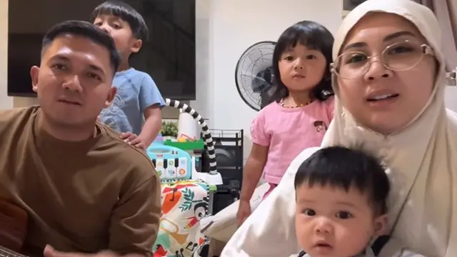 Potret Ruang Keluarga di Rumah Kesha Ratuliu