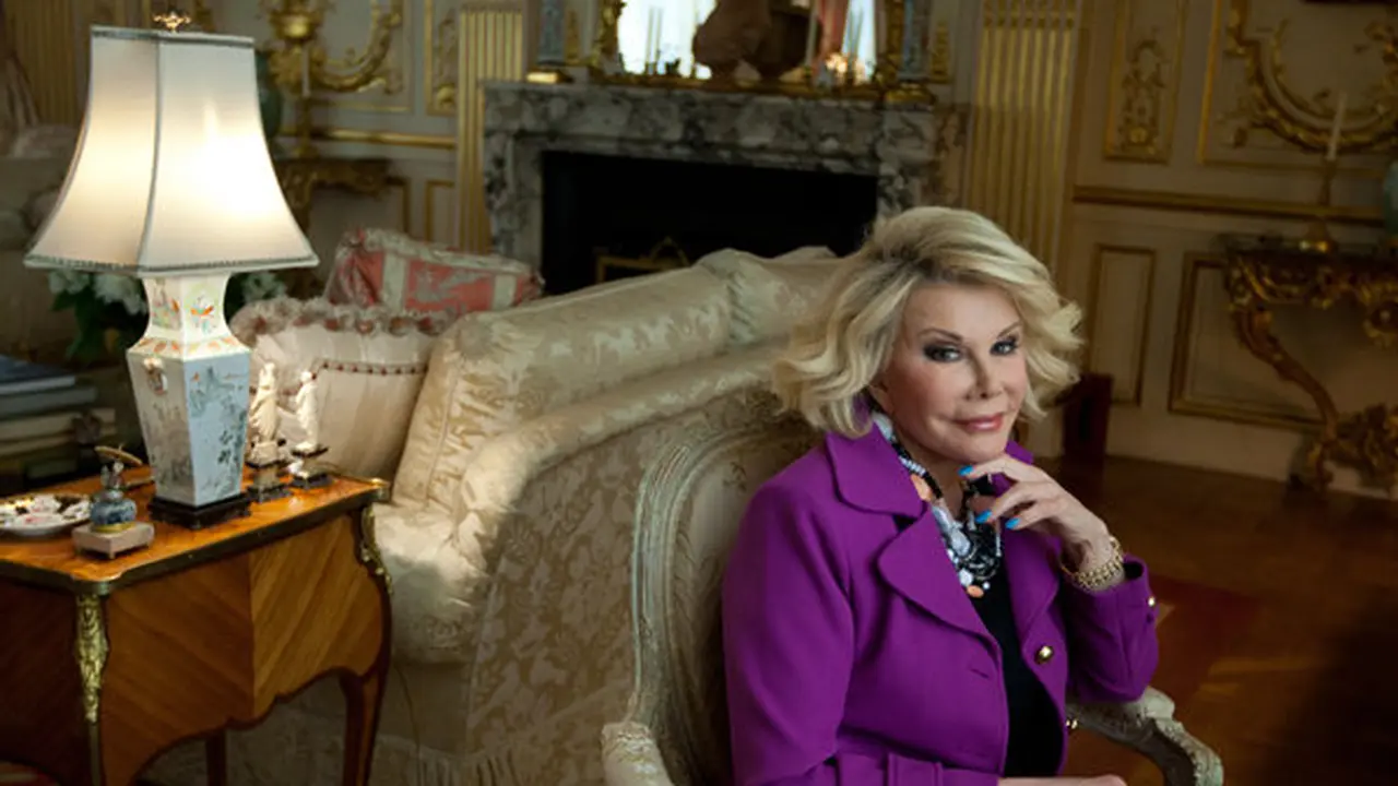 Balutan Mewah dan Elegan di Apartemen Joan Rivers