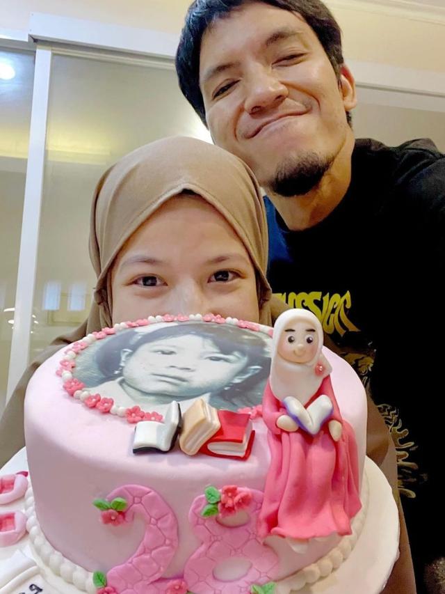 Potret Harmonis Desta dan Natasha Rizky