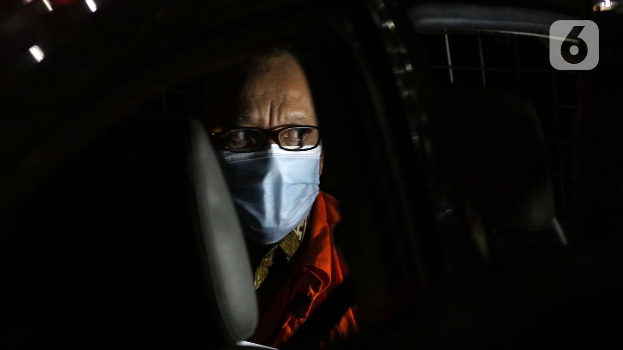 Ekspresi Nurhadi Usai Diperiksa Terkait Dugaan Pemukulan Sipir Rutan KPK