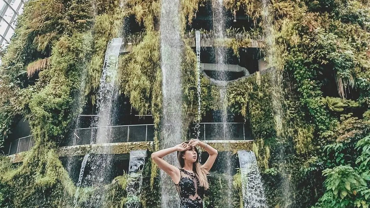 [Bintang] Singapura