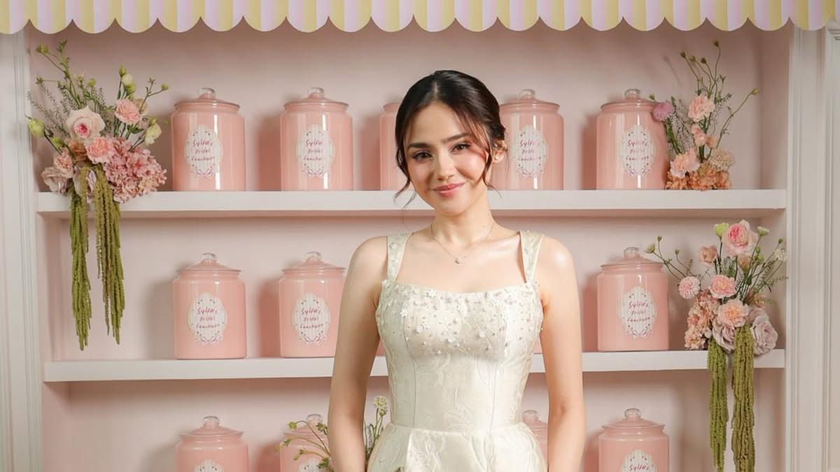 Pesona Bride-To-Be Syifa Hadju Dibalut Gaun Putih saat Gelar Bridal Proposal, Dapat Kejutan Manis dari El Rumi