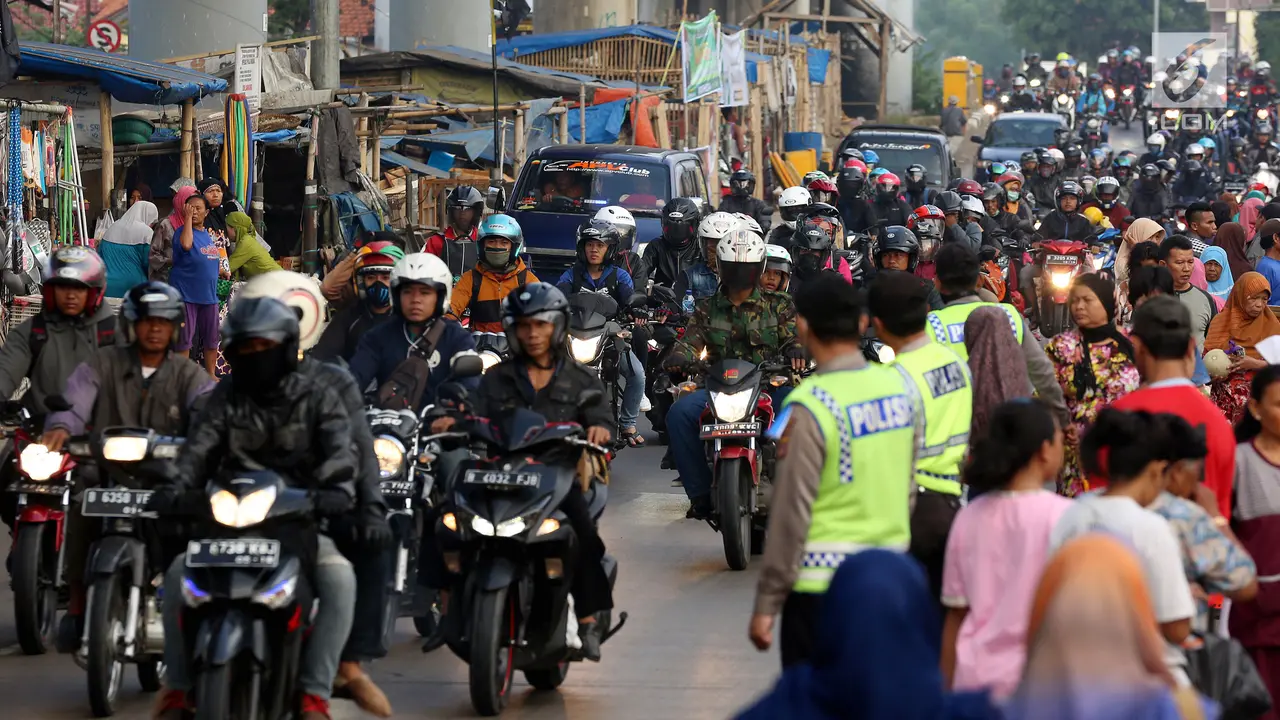 20170623-Arus Mudik di Jalur Pantura Indramayu-Tallo