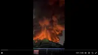 Kebakaran Hebat Landa Gudang Mebel di Tambun Bekasi, 12 Unit Damkar Diterjunkan