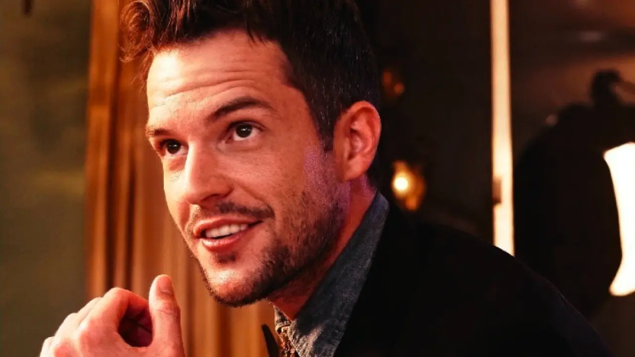 Brandon 'The Killers' Bocorkan Album Barunya Lewat Youtube
