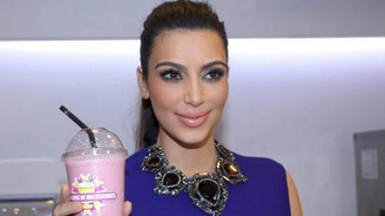 Kunjungi Bahrain, Kim Kardashian diprotes Muslim