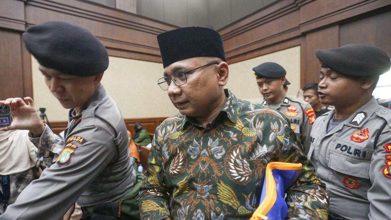Yaqut Didakwa Terima USD 271.500 dalam Kasus Kuota Haji