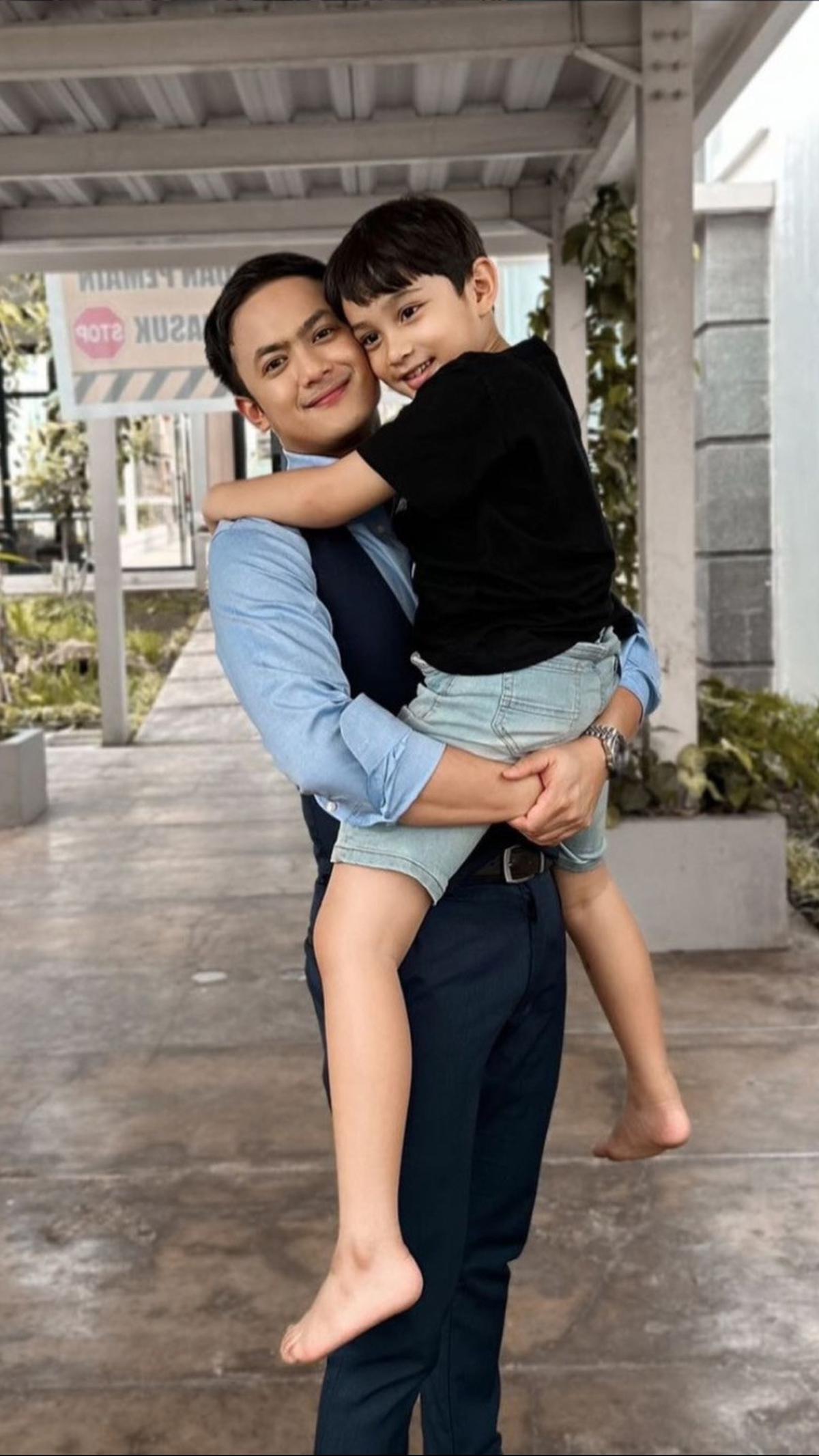 Gibran memiliki peran cukup krusial di sinetron Takdir Cinta yang Kupilih. Ia adalah asisten dari Randy Pangalila sekaligus berdekatan langsung dengan Bryan yang diperankan oleh&nbsp;Darren Ronaldy.