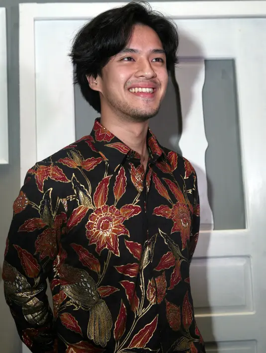 Sebagai manusia biasa, pemeran film Jilbab Traveler: Love Sparks in Korea itu berharap para pengungsi bisa menjadi diri masing-masing. Ia sendiri belum bisa membayangkan seandainya hal itu terjadi pada dirinya. (Nurwahyunan/Bintang.com)