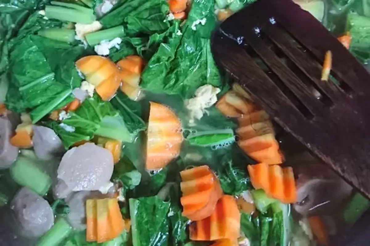 Cah Sawi Hijau Sehat untuk Pasien Kolesterol dan Asam Urat (Foto: yuliyah via Cookpad)