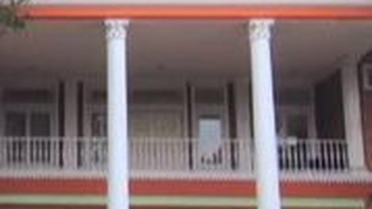 Dulu Eksis Sering Dipakai Syuting Sinetron Genta Buana, Begini Penampakan Terbaru Rumah Mewah yang Tak Terawat