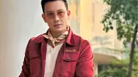 9 Potret Dapur di Rumah Denny Sumargo yang Minimalis, Nyaman dan Fungsional