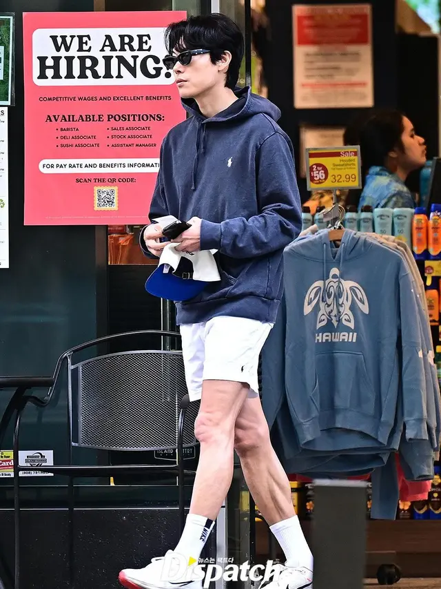 Dispatch menangkap kegiatan Han So Hee dan Ryu Jun Yeol di Hawaii. [Foto: Instagram/koreadispatch]