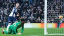 Hasil ini mendongkrak posisi Tottenham ke peringkat 12 klasemen Liga Inggris 2024/2025. Sementara MU tertahan di peringkat ke-15. (AP Photo/Ian Walton)