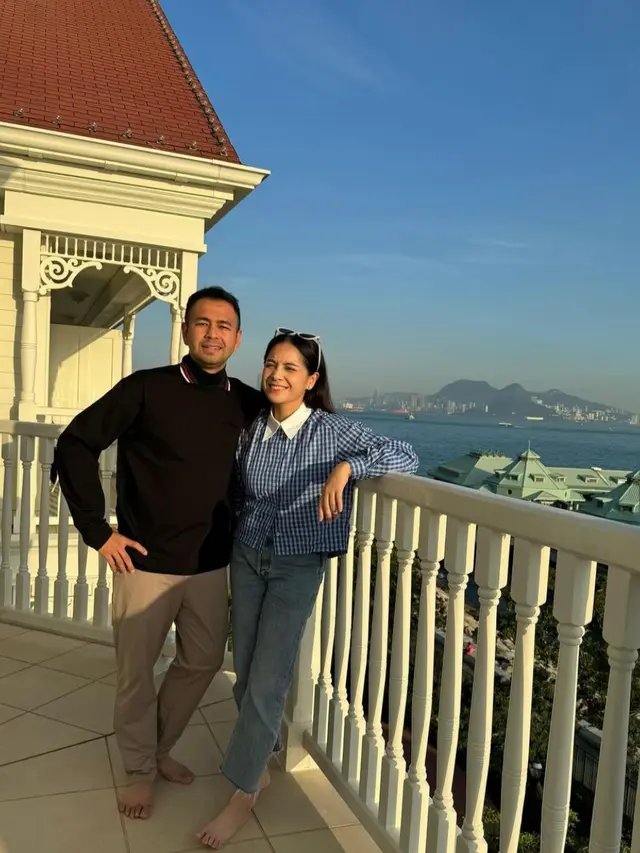 7 Potret Kebahagiaan Keluarga Raffi Ahmad di Hong Kong, Penampilan Lily Jadi Highlight (credit: https://www.instagram.com/raffinagita1717/).