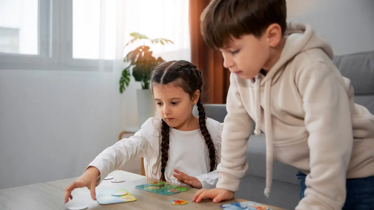 Kenali Aktivitas Seru Sturdy Play Bareng Anak untuk Melatih Batasan Positif Sejak Dini