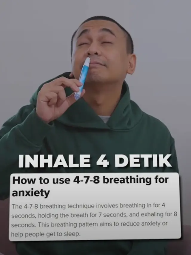 Raditya Dika pakai Plossa