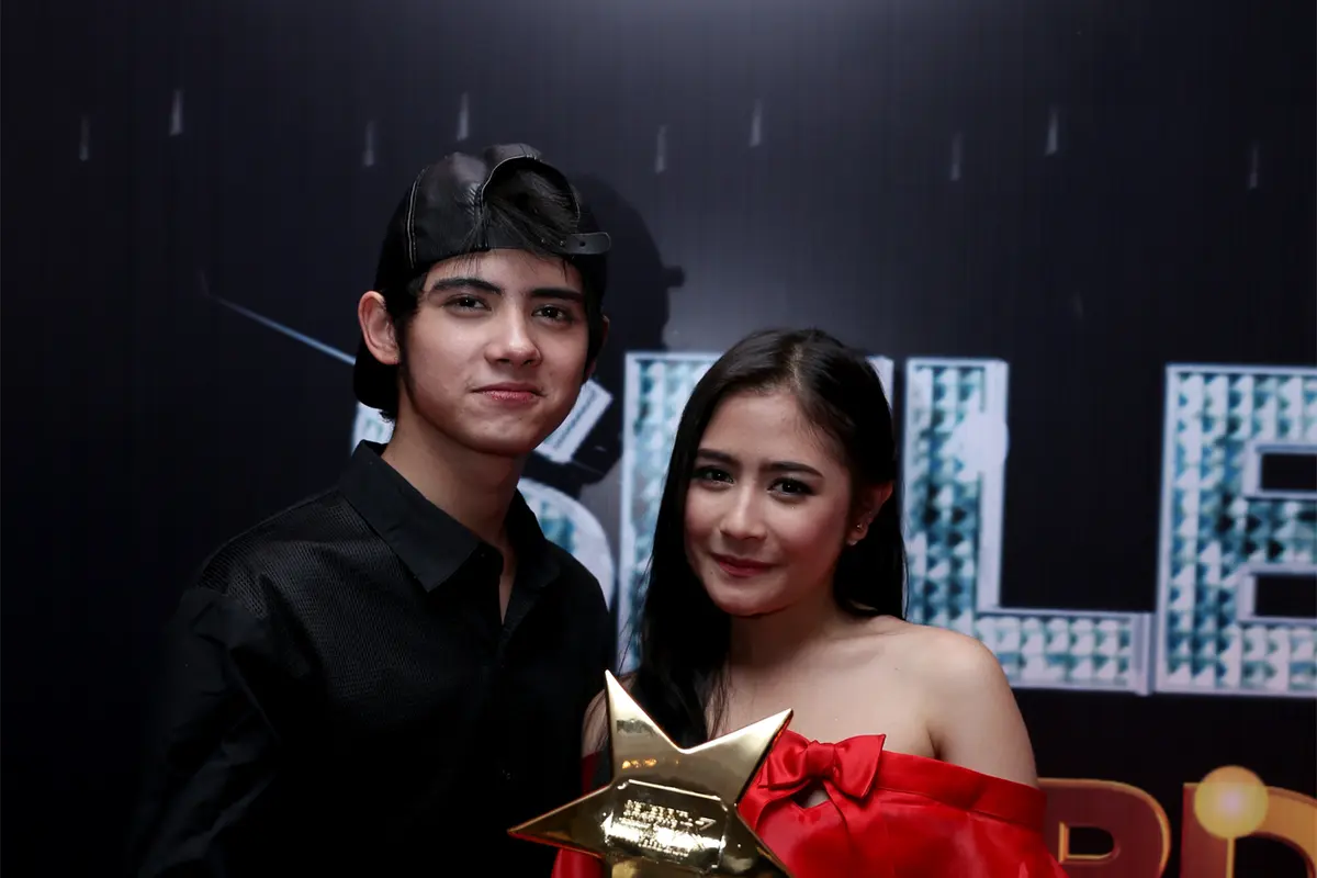 [Bintang] Aliando Syarief dan Prilly Latuconsina