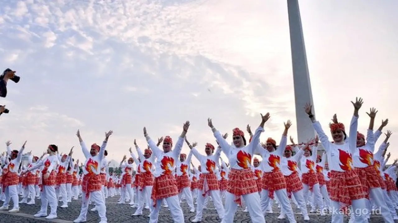 Jokowi senam Poco-poco (Hak Cipta: credit: instagram.com/sekretariat.kabinet/gen)