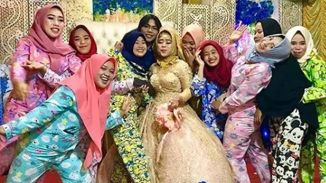 kondangan pake piyama