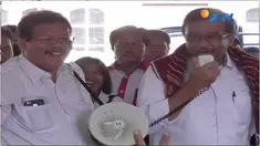 Selain Djarot Saiful Hidayat menyambangi Kaputen Karo dengan berziarah dan memberikan bantuan ke pengungsi Sinabung. Sementara cagub nomor urut satu, Edy Rahmayadi menyambangi Kabupaten Padang Lawas Utara.
