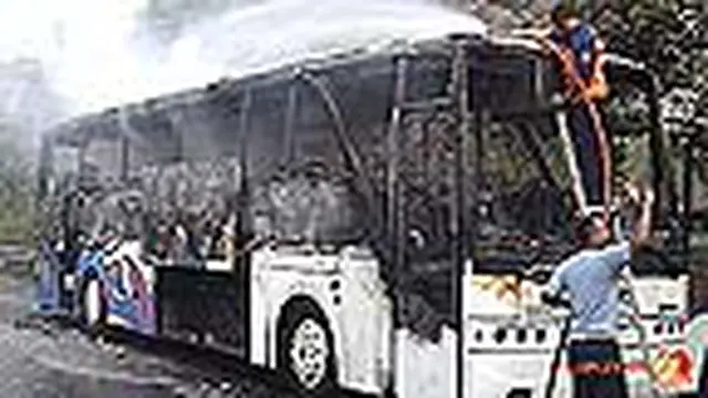 Bus Terbakar di Tol Cawang