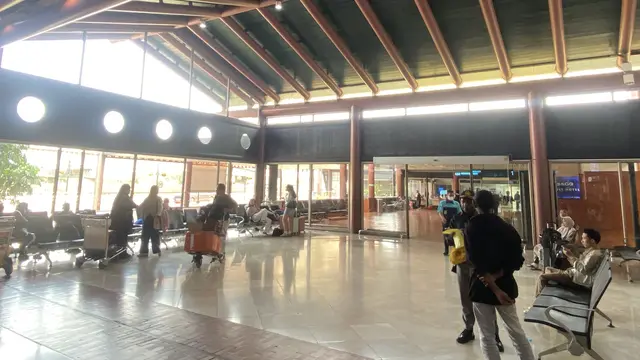 Bandara Tutup, Cerita Warga Gagal Terbang Temui Ibu Sebelum Dikubur