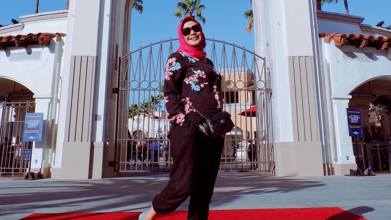 [Fimela] Sheza Idris