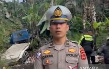 Fakta Jalanan Cianjur: Polres Pasang Rambu Peringatan di Titik Rawan Kecelakaan, Demi Keselamatan Pengendara!