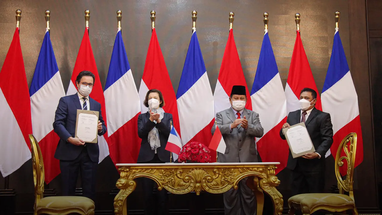PT Pindad menandatanganu Memorandum of Understanding (MoU) dengan Nexter Group asal Perancis soal munisi