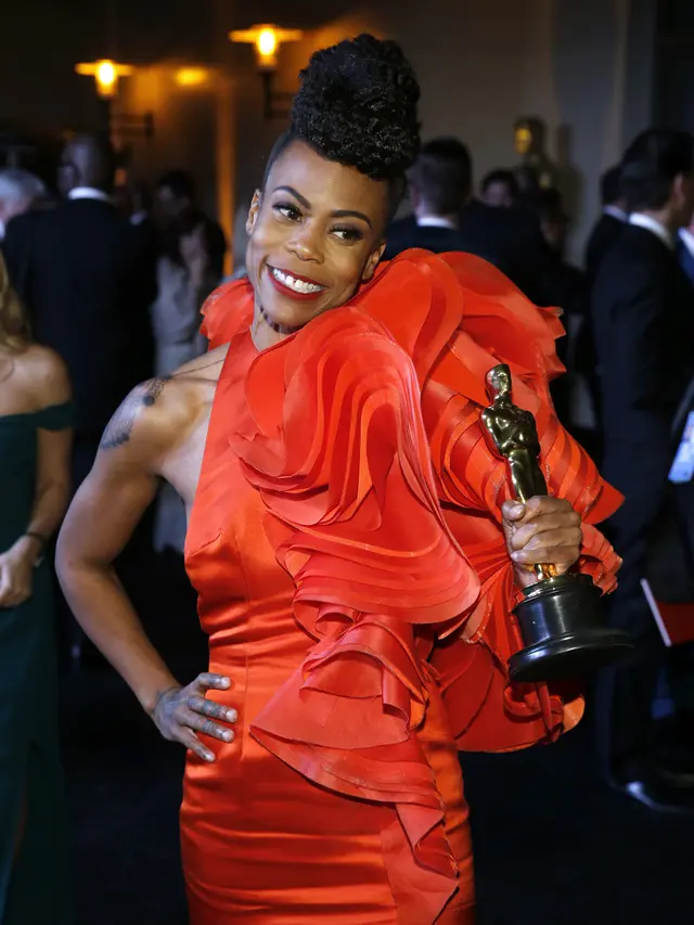 Hannah Beachler  dalam Oscar 2019 (Photo by Eric Jamison/Invision/AP)
