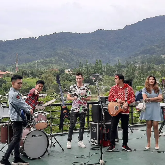 6 Potret The Junas Monkey di Sinetron Anak Band, Makin Kompak