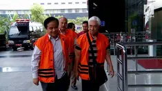 KPK mulai memeriksa para anggota DPRD Kota Malang. Para anggota tersebut diduga terlibat korupsi pembahasan APBD-P.