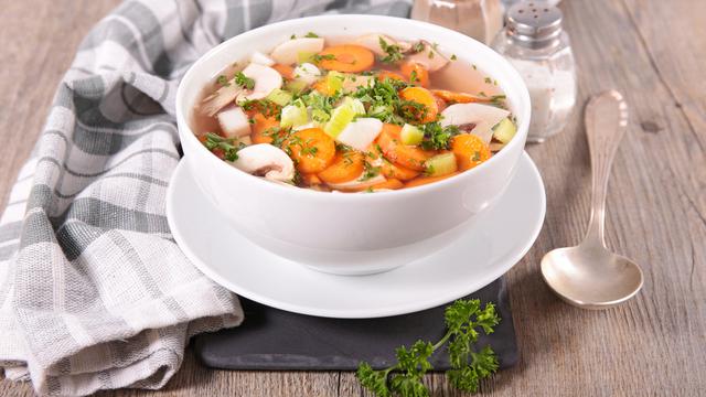 Cara Membuat Sayur Sop Ayam Yang Mudah Dan Sederhana Enak Dan Bikin Nagih Lifestyle Liputan6 Com