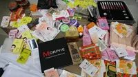 Temuan produk kosmetik ilegal yang ditemukan di empat pabrik kosmetik ilegal di Jakarta Barat. (Foto: Humas BPOM)