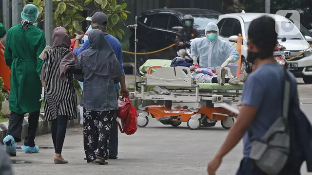 FOTO: RSUD Pasar Minggu Gelar Pemeriksaan Mandiri COVID-19