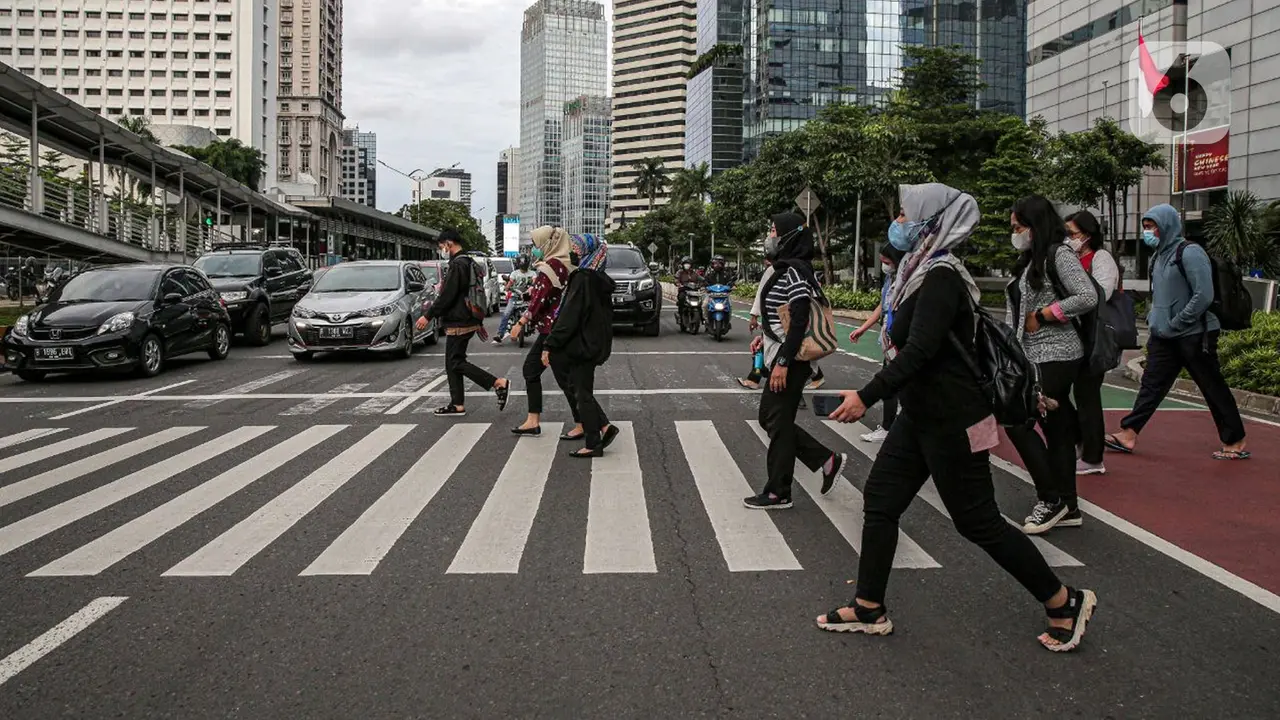 FOTO: Jumlah Kasus Aktif COVID-19 di Indonesia Melonjak