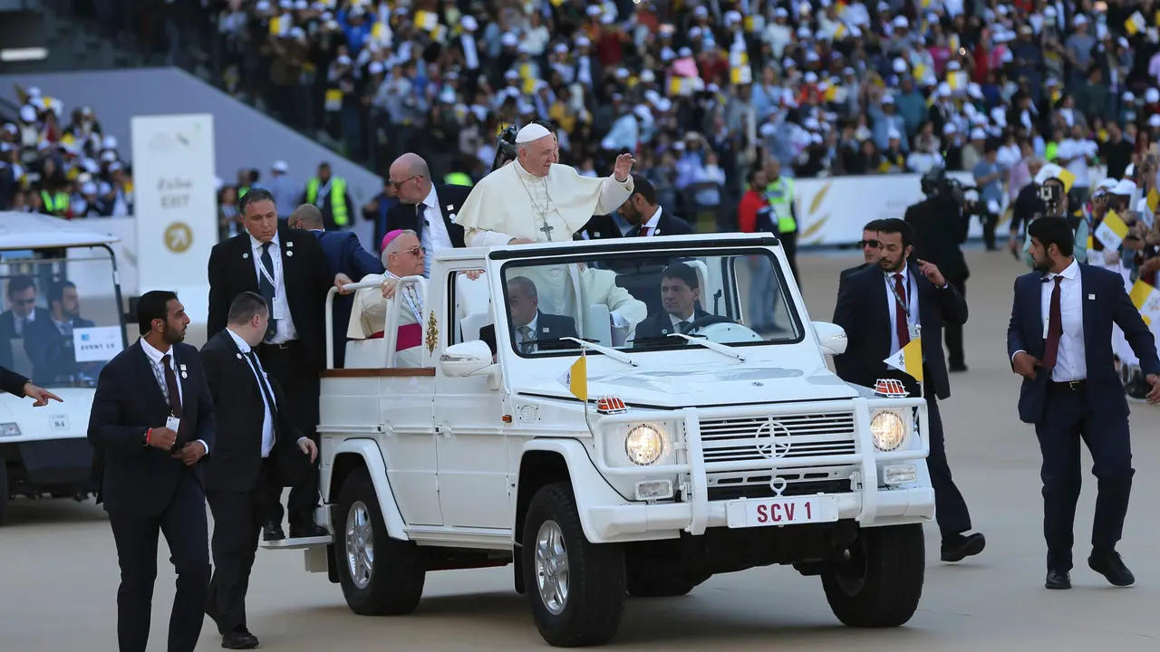 Paus Franciskus Disambut Meriah Warga Uni Emirat Arab