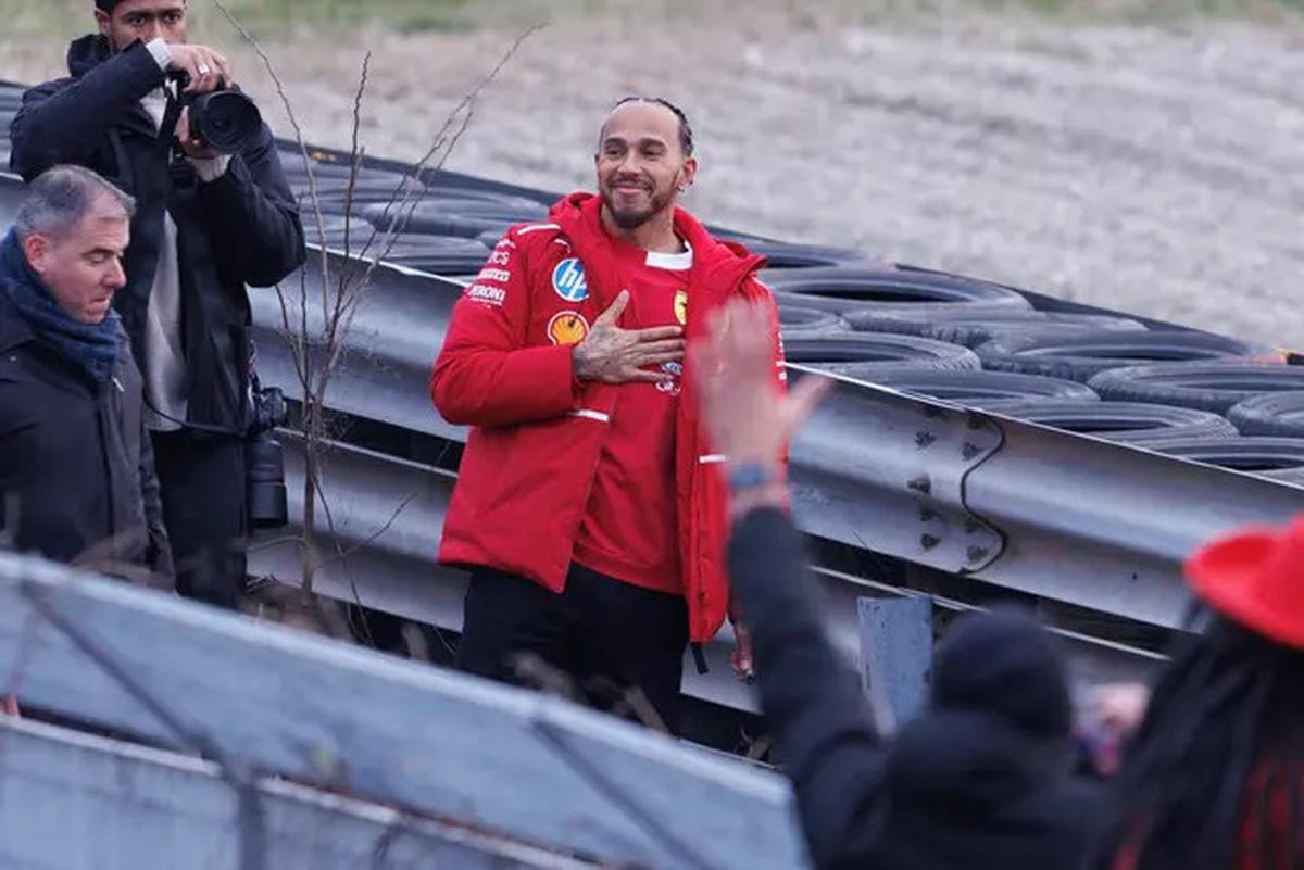 Pekan Depan Lewis Hamilton Memulai Karier Balapnya Bersama Ferrari, Akankah Sejarah dan Rekor Tercipta?