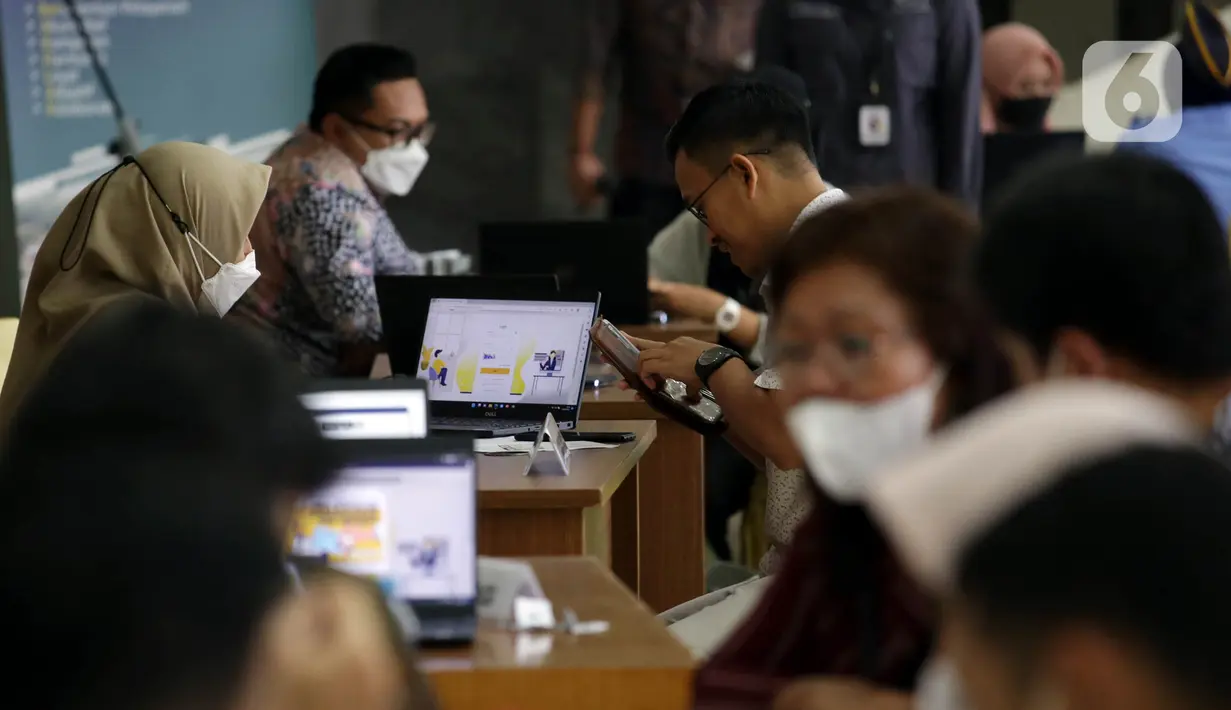 Pelaporan SPT pajak pribadi karyawan dan staf kesekjenan DPR kepada Direktorat Jenderal Pajak merupakan bentuk kepatuhan hukum dan keteladanan kepada publik. (Liputan6.com/Johan Tallo)