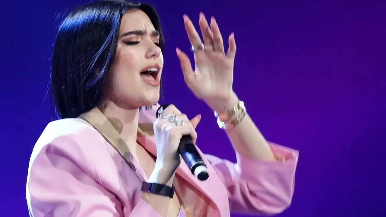 [Fimela] Dua Lipa